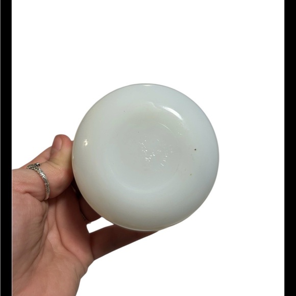 Set Of 6 Vintage Anchor Hocking Fire King Milk Glass Custard Cup Ramekins USA - Picture 6 of 7